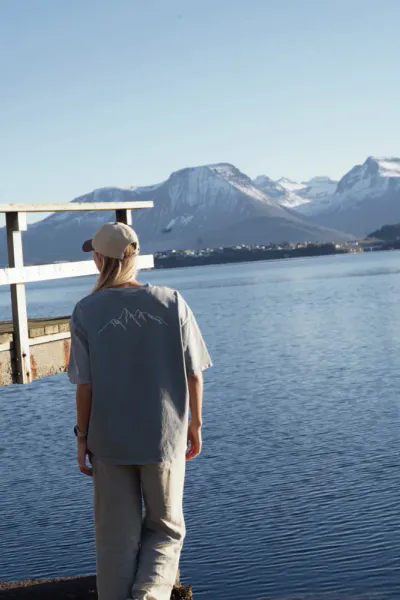 Pre Après Alpine Horizon Oversized Heavy Tee, Stormy blue